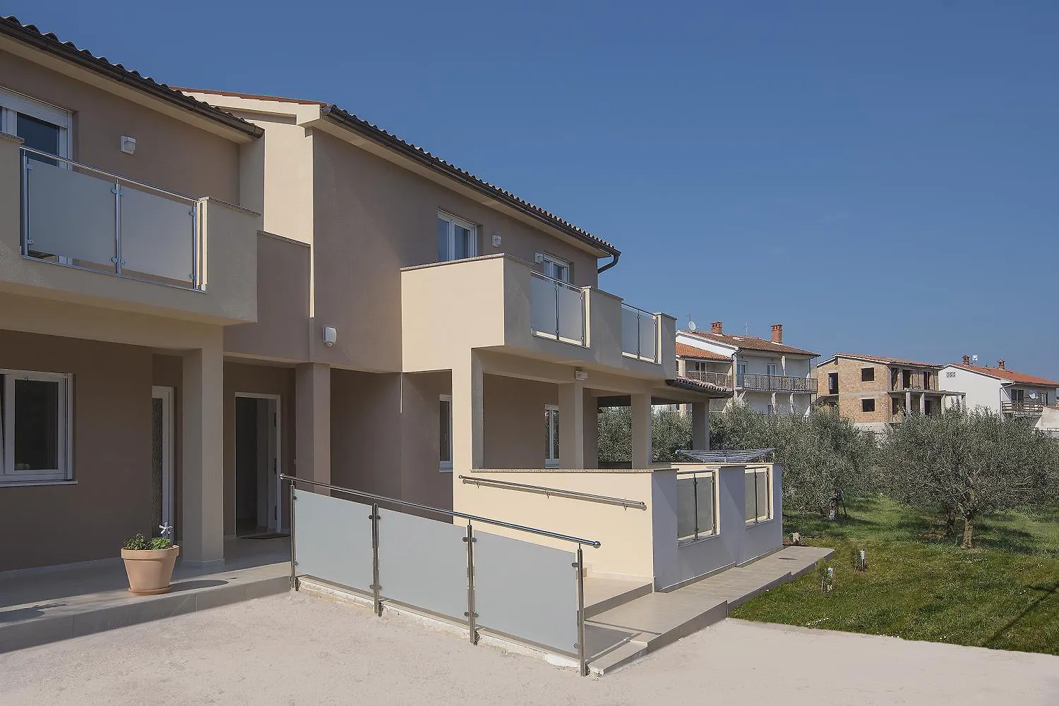 Komfortables Ferienhaus Mit Klima, Wlan, Grill Und Parkplatz Vinkuran Croatia